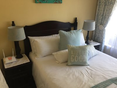 Makeover of guest bedroom (Before)